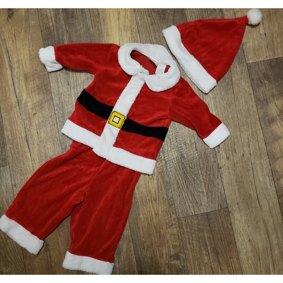 Other - 🎅💫 HP 💫12M Adorable Santa suit